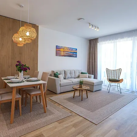 Platan With Lakeview Apartment